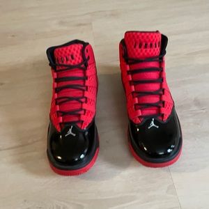 Jordan Max Aura 7y